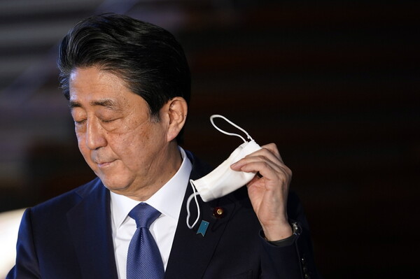 Ιαπωνία: Ο Άμπε κήρυξε κατάσταση έκτακτης ανάγκης -Πακέτο στήριξης 990 δισ. δολαρίων