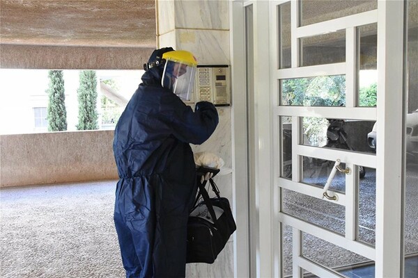 Τεστ κορωνοϊού: Έτσι θα γίνονται οι επισκέψεις κατ' οίκον από τις 500 ειδικές μονάδες