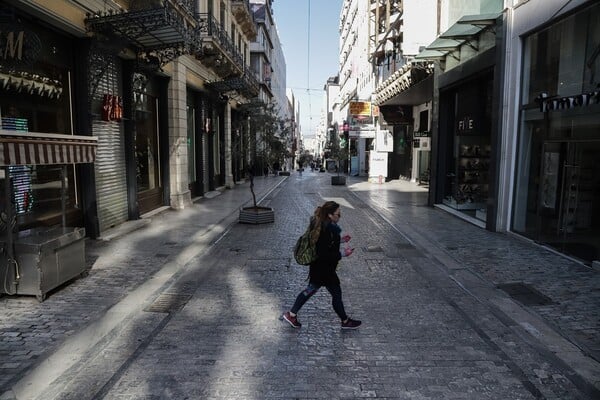 Κορωνοϊός: Παράταση στο «λουκέτο» για καταστήματα και παραλίες - Ποιοι εξαιρούνται