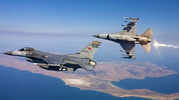Νέες υπερπτήσεις τουρκικών μαχητικών πάνω από το Αιγαίο