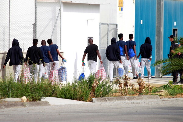 Πορτογαλία: Δεκάδες κρούσματα σε δομή φιλοξενίας προσφύγων - Τέθηκαν σε καραντίνα