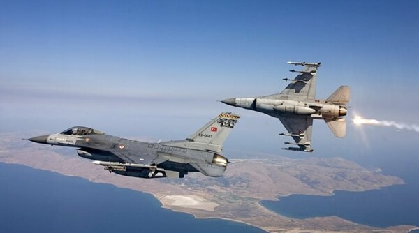 Τουρκικά F-16 πάνω από Οινούσες, Χίο, Λήμνο, Καστελόριζο, Ρόδο και Σύμη