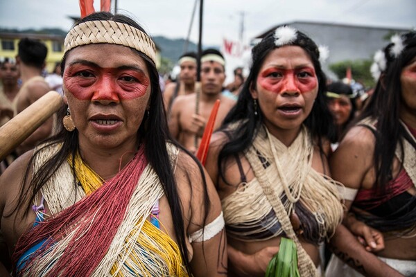 Ιθαγενείς του Αμαζονίου φεύγουν στη ζούγκλα για να γλιτώσουν από τον κορωνοϊό - Ψάχνουν καταφύγιο