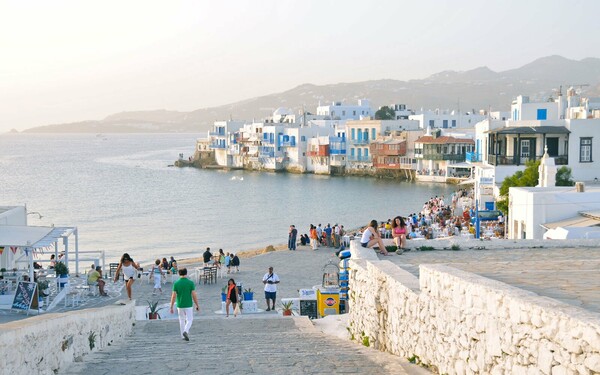 Οι προτάσεις της Ελλάδας στην Κομισιόν για επανεκκίνηση του τουρισμού - Τα 8 βασικά σημεία