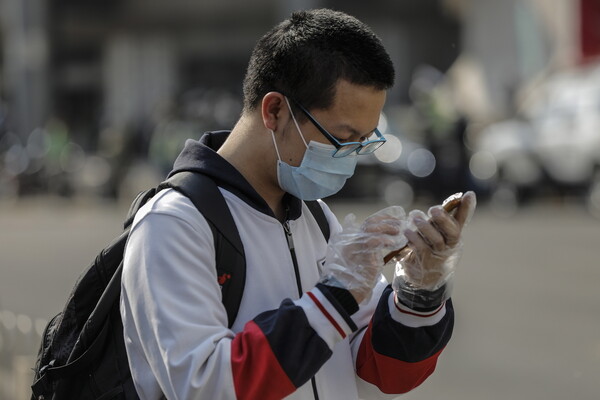 Γρηγορότερο το ξεκλείδωμα του iPhone για όσους φορούν μάσκα