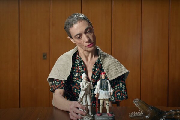Αυτοσχεδιασμός με τέλειο αποτέλεσμα: Μία ιστορία βαφής μαλλιών από την KORRES