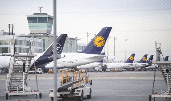 Lufthansa: Στην τελική ευθεία η συμφωνία για την κρατική διάσωση των 9 δισ. ευρ.