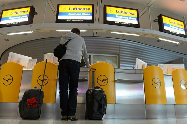 Der Spiegel: Στα 9 δισ. ευρώ το «πακέτο» για τη Lufthansa - Η Μέρκελ έτοιμη για «σκληρή μάχη» με την Κομισίον