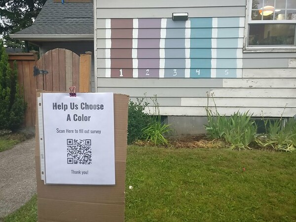 ΗΠΑ: Οικογένεια ζητά από γείτονες να ψηφίσουν το επόμενο χρώμα του σπιτιού και μαζεύει 70.000 ψήφους