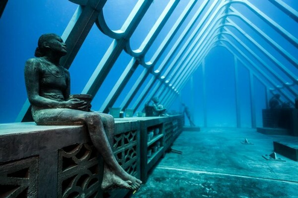 Μουσείο Υποβρύχιας Τέχνης: Εντυπωσιακά γλυπτά 20 μέτρα κάτω από την επιφάνεια της θάλασσας