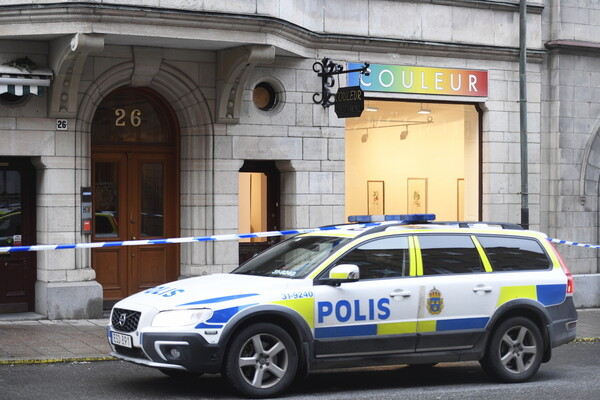 Συναγερμός στη Στοκχόλμη: Πυροβολισμοί σε εμπορικό κέντρο