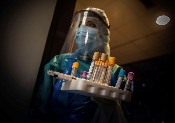 Εστία κορωνοϊού σε νοσοκομείο του Μπιλμπάο - 4.500 εργαζόμενοι υποβάλλονται σε εξετάσεις