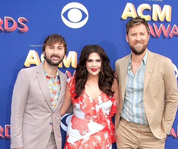 Το συγκρότημα Lady Antebellum άλλαξε όνομα - Καθώς παρέπεμπε σε εποχές δουλείας