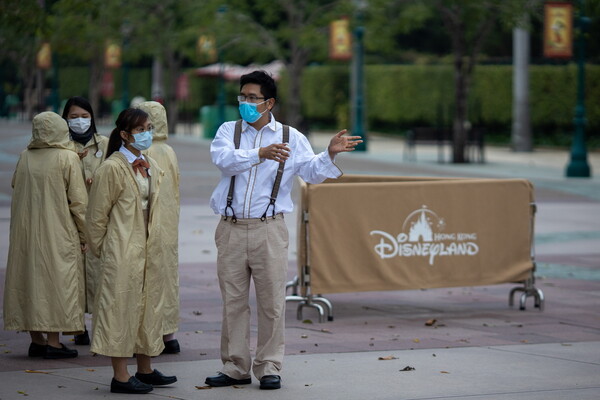 Ανοίγει και πάλι η Disneyland στο Χονγκ Κονγκ - Με κρατήσεις και θερμομέτρηση