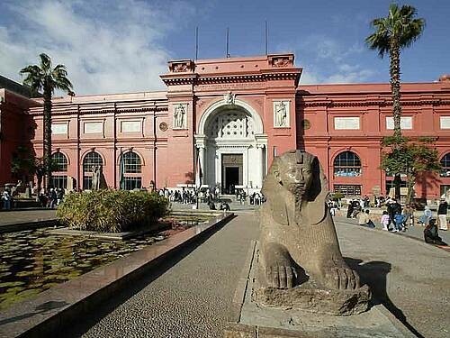 Η διεθνής αρχαιολογική κοινότητα και απλοί πολίτες προσπαθούν να προστατέψουν τους αρχαιολογικούς θησαυρούς της Αιγύπτου