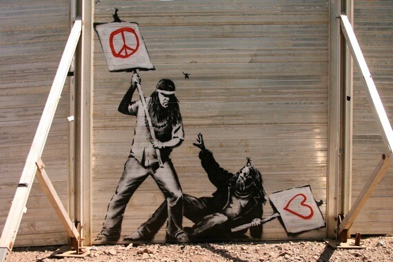 O Banksy στις επάλξεις