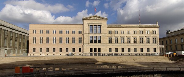 To Neues Museum του Βερολίνου νίκησε (και) το Μουσείο Ακρόπολης
