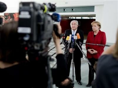 Αύριο “παίζονται” πολλά για την Ελλάδα, στο ραντεβού Μέρκελ-Στρος Καν