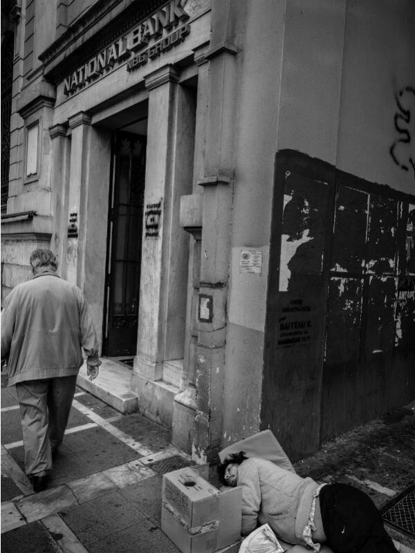 "Κάτι σαπίζει στην Αθήνα"