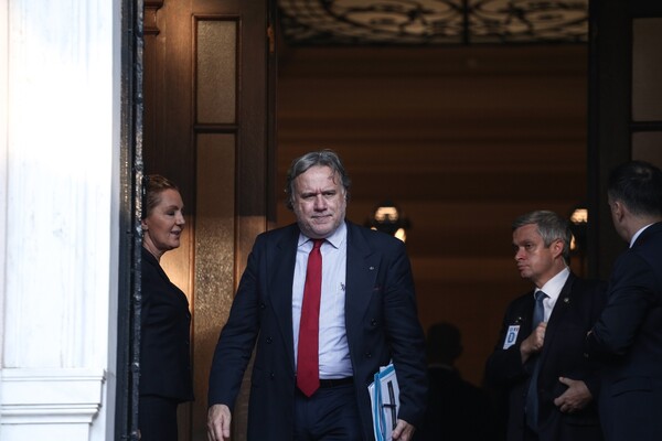 Κατρούγκαλος για Καμμένο: Σαφείς οι εξηγήσεις του υπουργού για τη συμφωνία με τη Σαουδική Αραβία