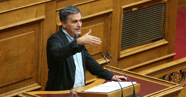 Tσακαλώτος για τις άδειες κρατουμένων: Είμαστε με τον Ντοστογιέφσκι