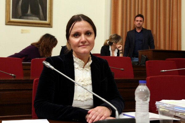 Εξεταστική για την Υγεία: Μάρτυρας για το ΚΕΕΛΠΝΟ κατήγγειλε ότι συνεργάτης του Πολάκη την πίεσε για ψευδή στοιχεία