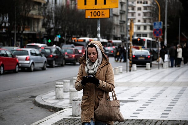 Αραιές νεφώσεις, δυνατοί βοριάδες και πτώση της θερμοκρασίας