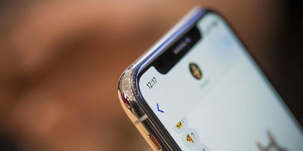 ΓΚΑΛΟΠ: Θα αγόραζες το iPhone X αν είχες τα λεφτά; Τι πιστεύεις γι’ αυτούς που το παίρνουν;