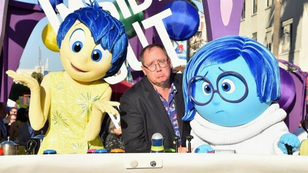 Ο συνιδρυτής της Pixar κατηγορείται για «ανεπιθύμητες αγκαλιές» και σεξιστική συμπεριφορά