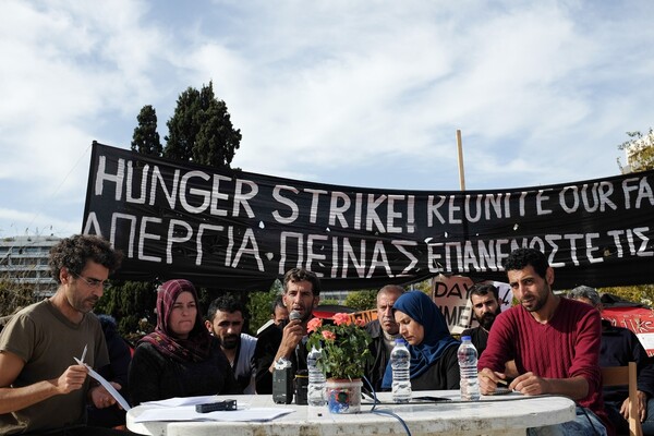 Σταμάτησαν την απεργία πείνας οι πρόσφυγες στο Σύνταγμα