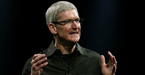 Μεγάλη μείωση στο μισθό του αφεντικού της Apple