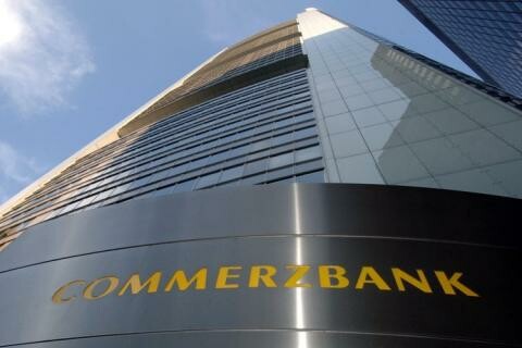 Commerzbank: Νέο κούρεμα του Ελληνικού χρέους