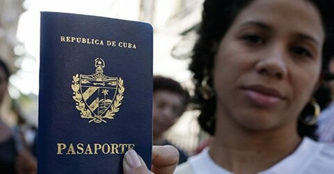 Η Κούβα ανοίγει τα σύνορά της