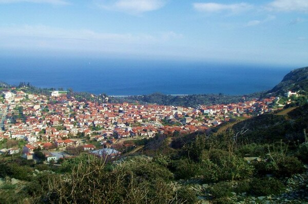 Μικρός παράδεισος των off shore και η Κύμη