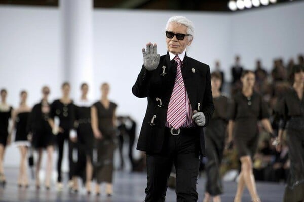 Lagerfeld: «Ο Ολάντ είναι ηλίθιος»