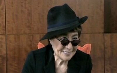 H Yoko Ono έπλεξε το εγκώμιο της Lady Gaga