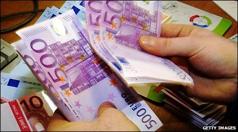 «Καταργήστε το 500ευρω για να σωθεί η Ευρώπη από την κρίση»