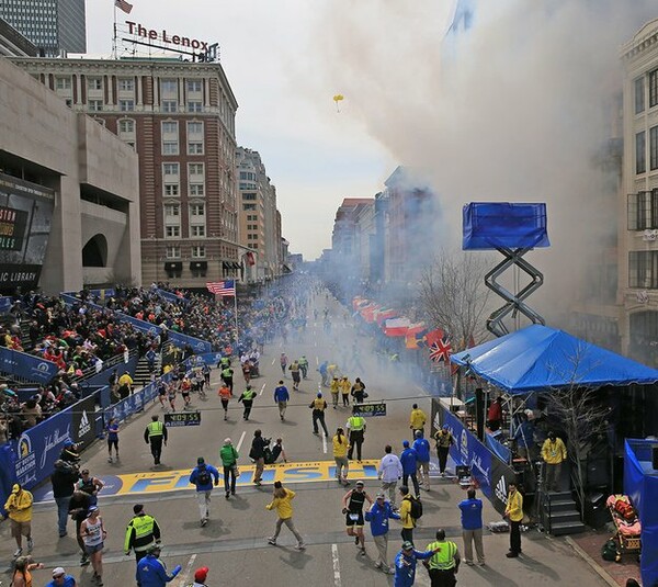 Update: 3 οι νεκροί, 130 οι τραυματίες στη Βοστόνη