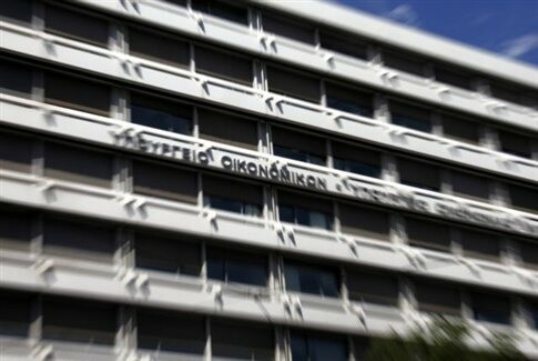 Η μάχη της οικονομίας συνεχίζεται