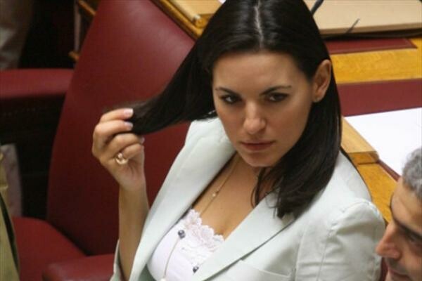 Όλγα Κεφαλογιάννη, Ρουπακιώτης οι πιο δημοφιλείς υπουργοί