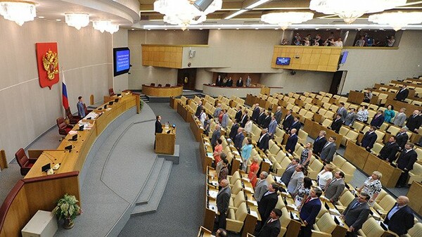 Βουλευτές στη Ρωσία χωρίζουν μαζικά από τις γυναίκες τους