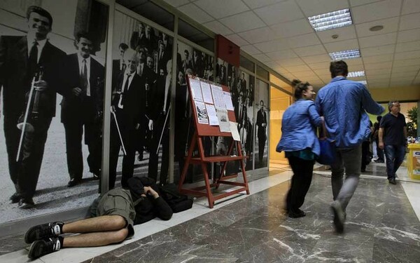 Συμβιβαστική λύση Σαμαρά για την ΕΡΤ