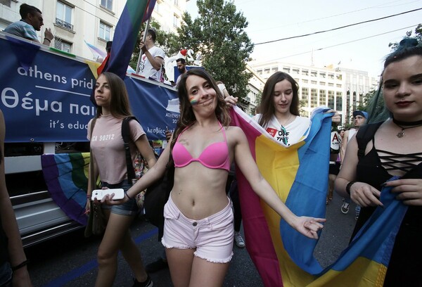 Υπερήφανη Αθήνα ξανά- Χιλιάδες άνθρωποι στο Pride της αγάπης, της ισότητας και της ελευθερίας