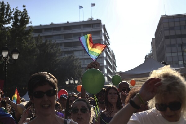 Υπερήφανη Αθήνα ξανά- Χιλιάδες άνθρωποι στο Pride της αγάπης, της ισότητας και της ελευθερίας