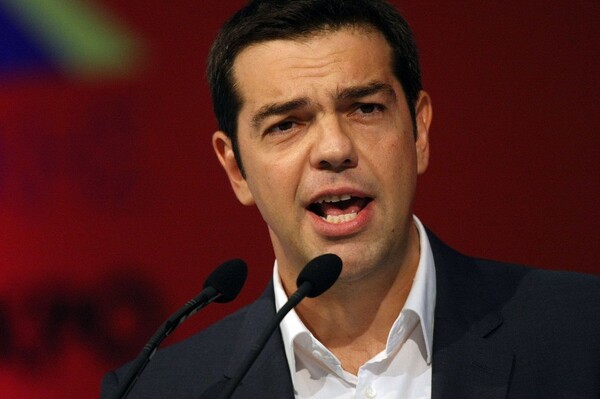 Τσίπρας: «Δεν θα φύγουμε εθελοντικά από το ευρώ»
