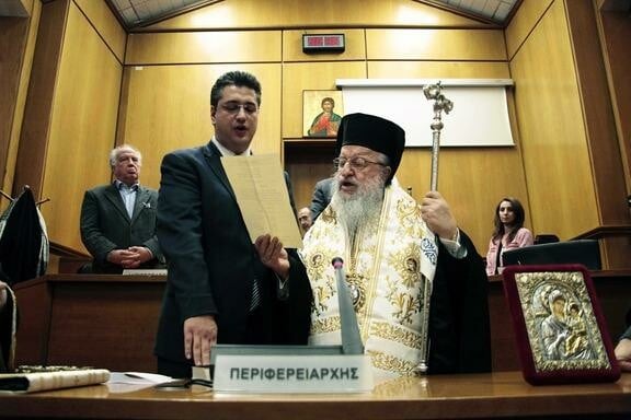 Χαμός και πάλι με τον Τζιτζικώστα: «Να μην καλέσουμε και το ΠΑΣΟΚ, γιατί είναι μέσα ο Τσοχατζόπουλος;»