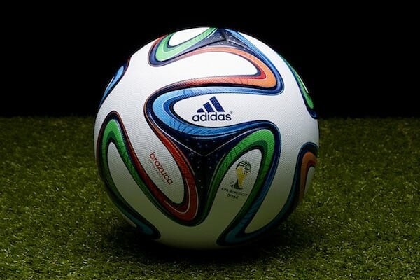 Brazuca: η επίσημη μπάλα του Μουντιάλ 2014 της Βραζιλίας