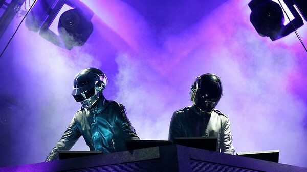Οι Daft Punk «σήκωσαν» τα Γκράμι