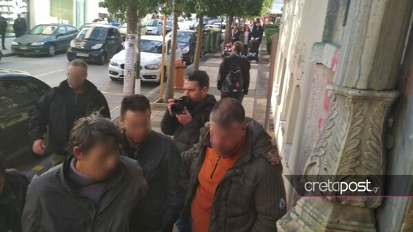 Κρήτη: Προφυλακίστηκε ο 34χρονος που έπνιξε τον πατέρα του - «Ήταν ατύχημα» ισχυρίστηκε