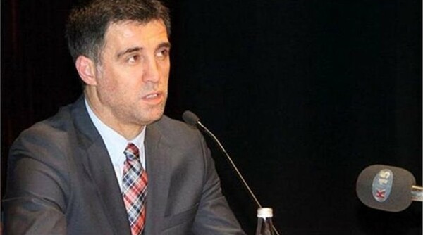 Αποχώρησε από το κόμμα του Ερντογάν ο παλαίμαχος ποδοσφαιριστής Χακάν Σουκούρ